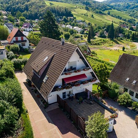 Renatas Ferienwohnung Isabel Sasbachwalden Bagian luar foto